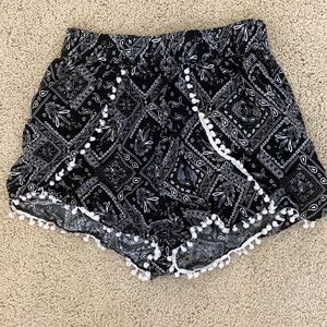 Black patterned flowy  shorts